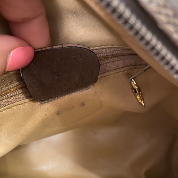 Gucci - Picture 3 of 5